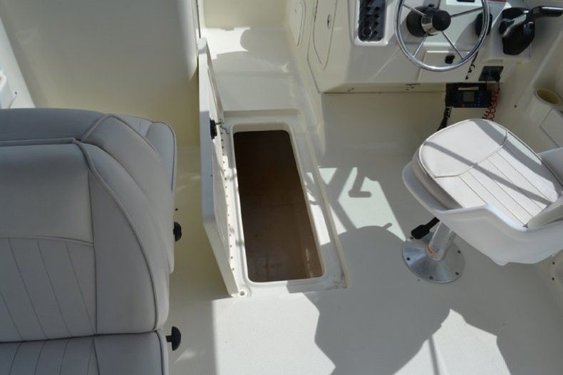 Thumbnail 46 for Used 2006 Hydra-Sports 202 Dual Console boat for sale in West Palm Beach, FL