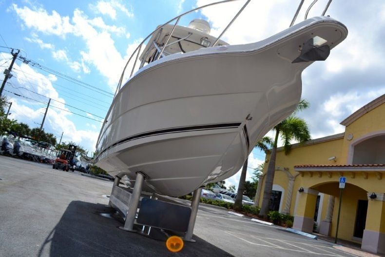 Thumbnail 3 for Used 2005 Robalo R235 Walk Around boat for sale in West Palm Beach, FL