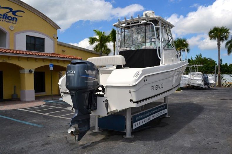 Thumbnail 11 for Used 2005 Robalo R235 Walk Around boat for sale in West Palm Beach, FL