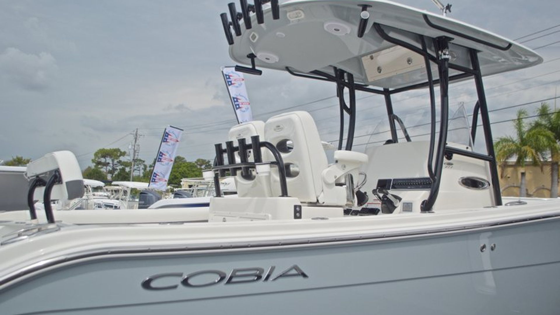 New 2017 Cobia 277 Center Console #W069 image 5