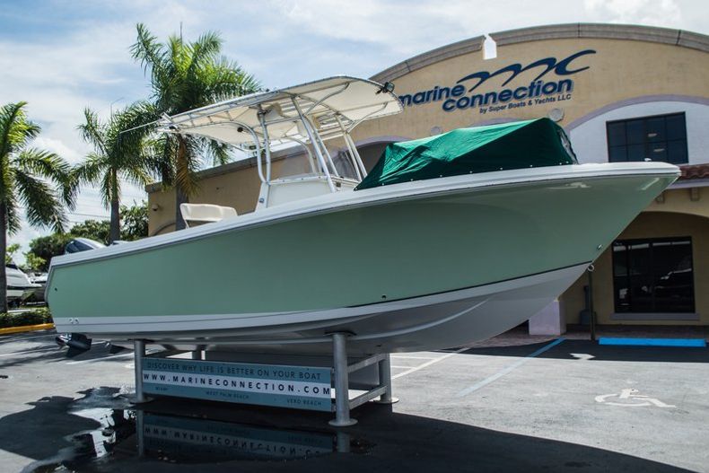 Thumbnail 9 for Used 2006 Sailfish 2360 CC Center Console boat for sale in West Palm Beach, FL