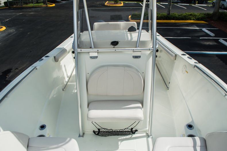Thumbnail 29 for Used 2006 Sailfish 2360 CC Center Console boat for sale in West Palm Beach, FL