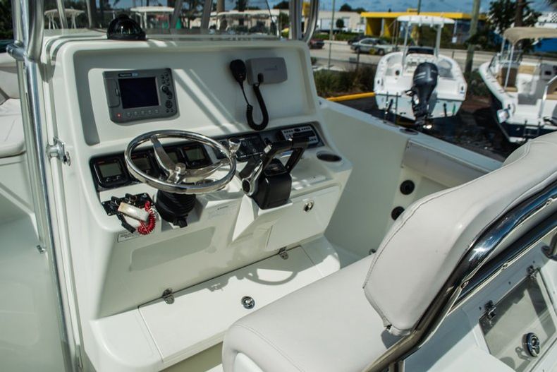 Thumbnail 35 for Used 2006 Sailfish 2360 CC Center Console boat for sale in West Palm Beach, FL