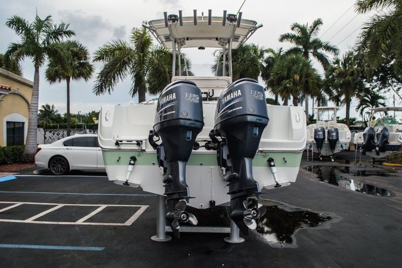 Thumbnail 6 for Used 2006 Sailfish 2360 CC Center Console boat for sale in West Palm Beach, FL