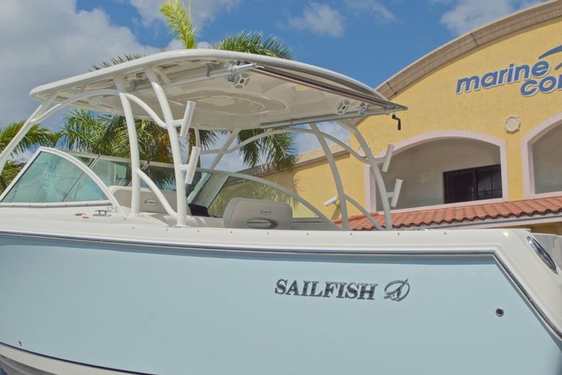 Thumbnail 2 for New 2017 Sailfish 325 Dual Console boat for sale in West Palm Beach, FL