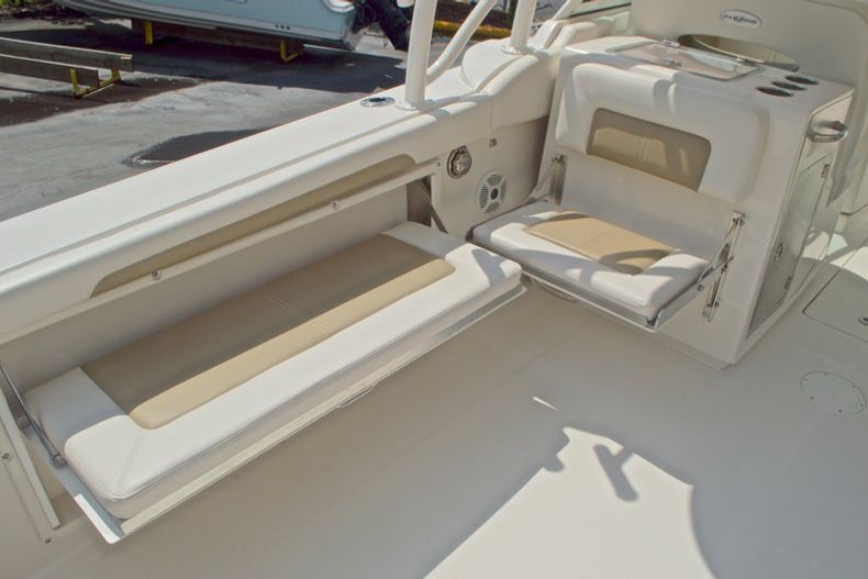 Thumbnail 28 for New 2017 Sailfish 325 Dual Console boat for sale in West Palm Beach, FL