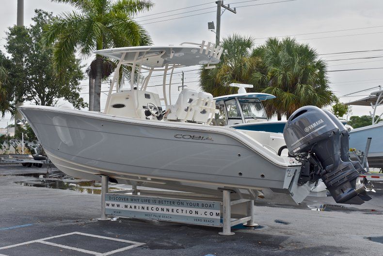 Thumbnail 5 for New 2018 Cobia 261 Center Console boat for sale in Vero Beach, FL