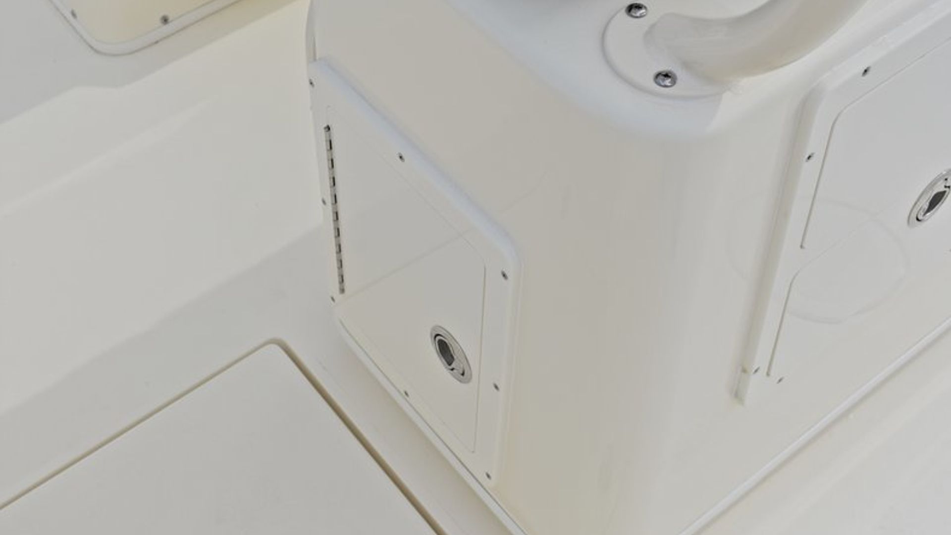 New 2018 Cobia 261 Center Console #Y013 image 26