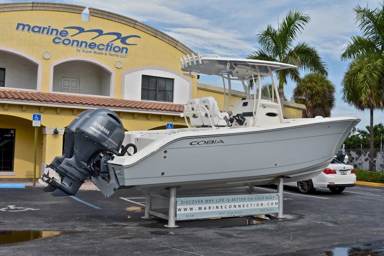 Thumbnail 7 for New 2018 Cobia 261 Center Console boat for sale in Vero Beach, FL