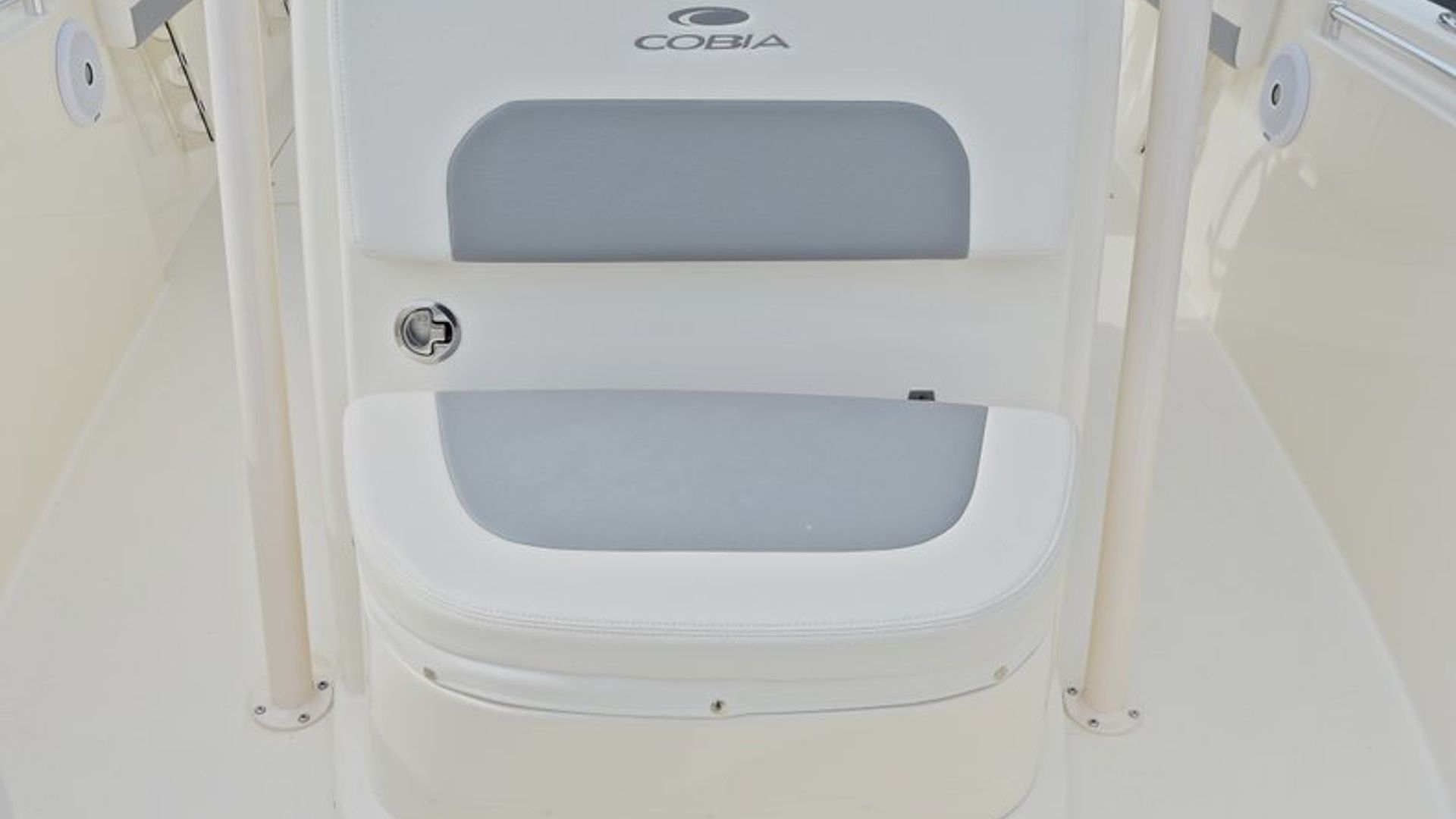 New 2018 Cobia 261 Center Console #Y013 image 44