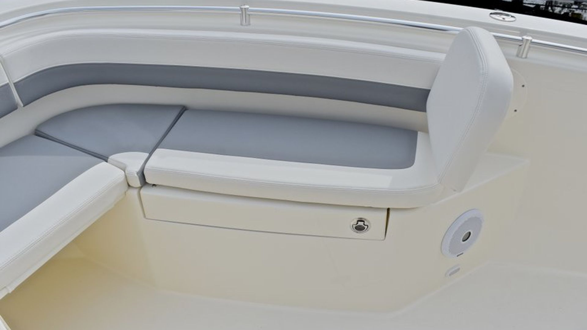 New 2018 Cobia 261 Center Console #Y013 image 51