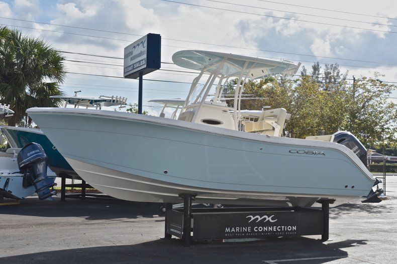 Thumbnail 3 for New 2018 Cobia 220 Center Console boat for sale in Fort Lauderdale, FL