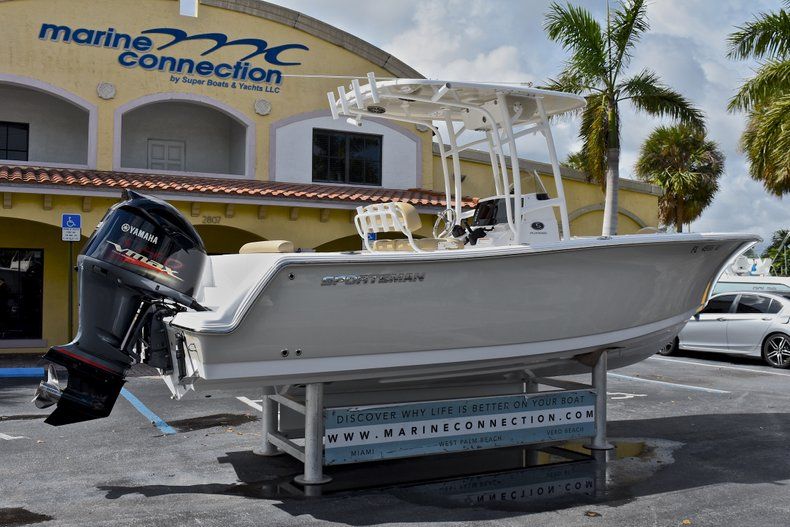 Thumbnail 7 for Used 2017 Sportsman Open 232 Center Console boat for sale in West Palm Beach, FL