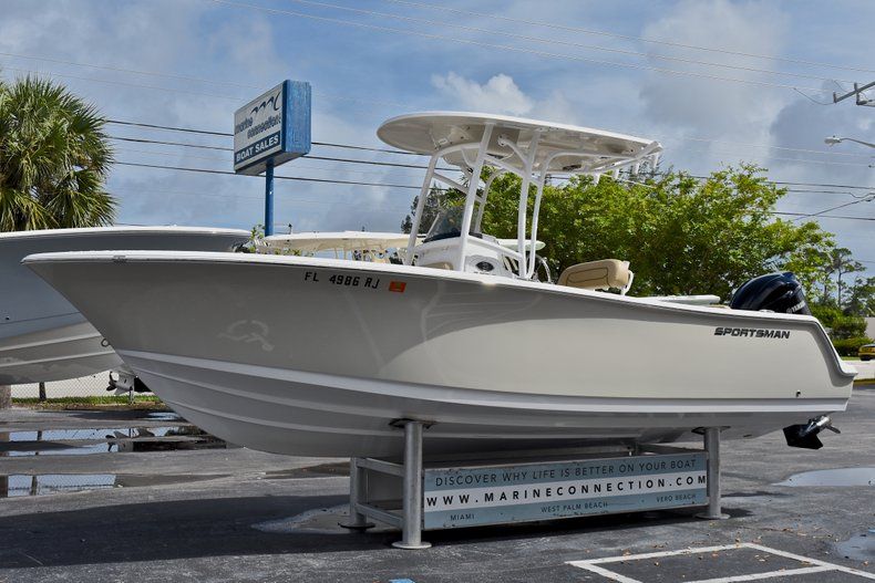 Thumbnail 3 for Used 2017 Sportsman Open 232 Center Console boat for sale in West Palm Beach, FL
