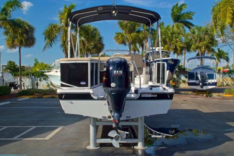 Thumbnail 7 for New 2016 Hurricane Fundeck FD 196 OB boat for sale in West Palm Beach, FL