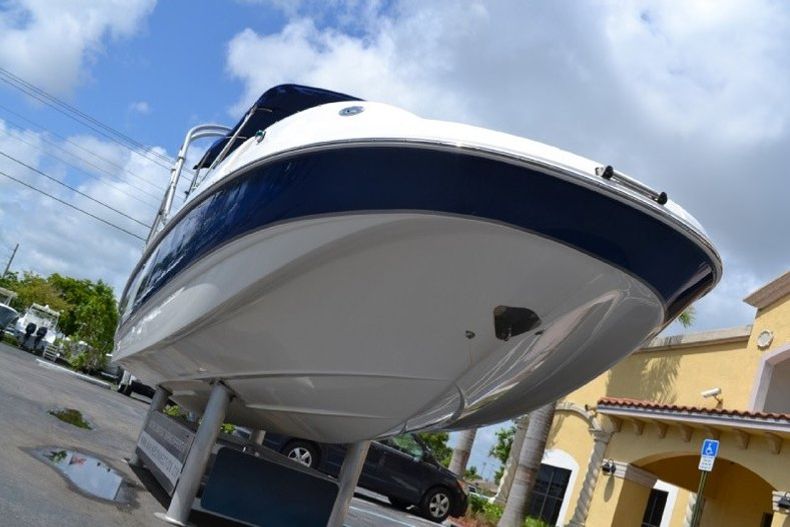 Thumbnail 3 for Used 2006 Chaparral Sunesta 254 Deck Boat boat for sale in West Palm Beach, FL