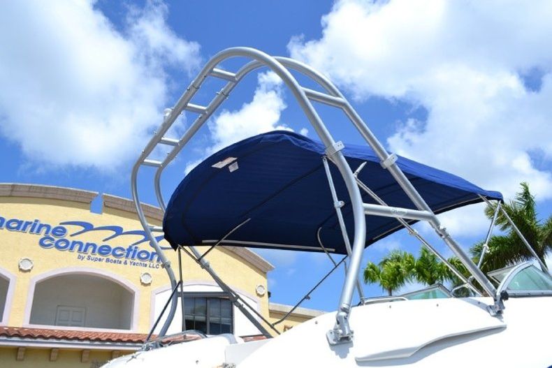 Thumbnail 22 for Used 2006 Chaparral Sunesta 254 Deck Boat boat for sale in West Palm Beach, FL