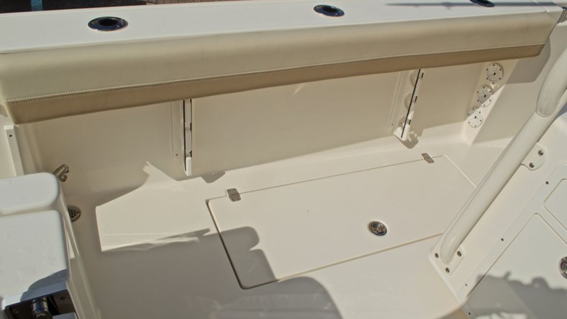 New 2017 Cobia 296 Center Console #N016 image 20