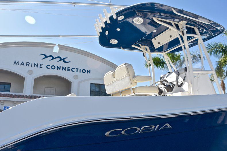 Thumbnail 9 for Used 2014 Cobia 256 Center Console boat for sale in West Palm Beach, FL