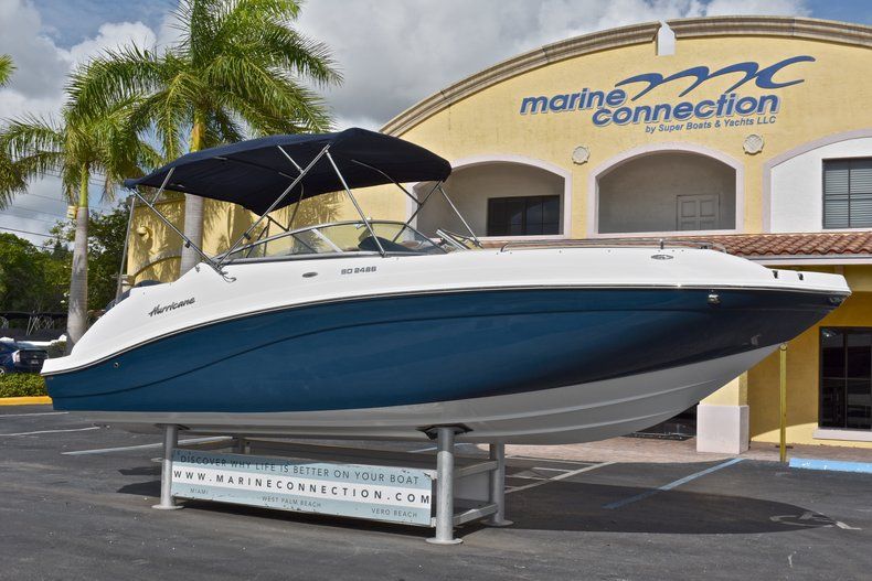 Thumbnail 1 for New 2017 Hurricane SunDeck SD 2486 OB boat for sale in West Palm Beach, FL