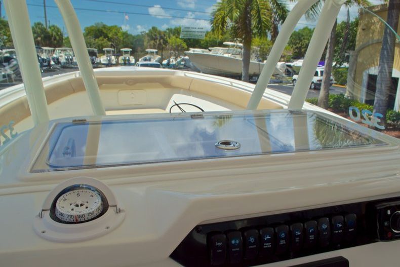 Thumbnail 38 for New 2017 Sailfish 320 CC Center Console boat for sale in Vero Beach, FL