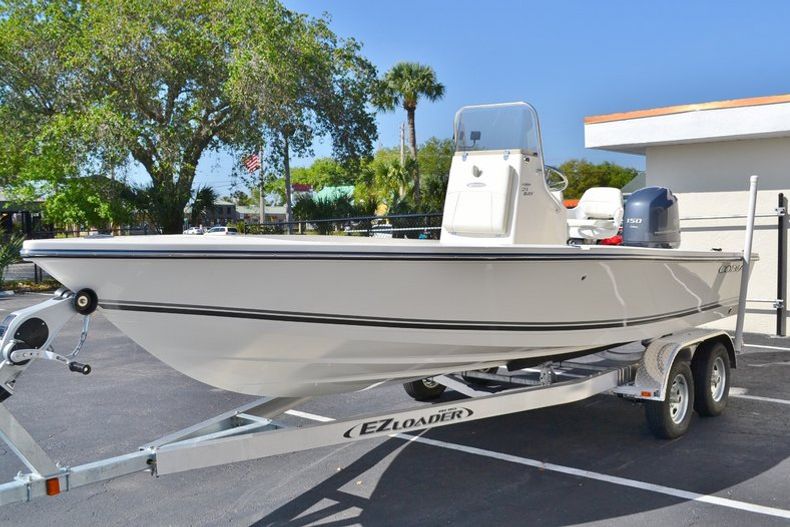 Thumbnail 4 for New 2014 Cobia 21 Bay boat for sale in Vero Beach, FL