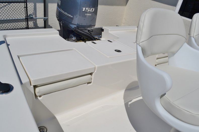 Thumbnail 32 for New 2014 Cobia 21 Bay boat for sale in Vero Beach, FL