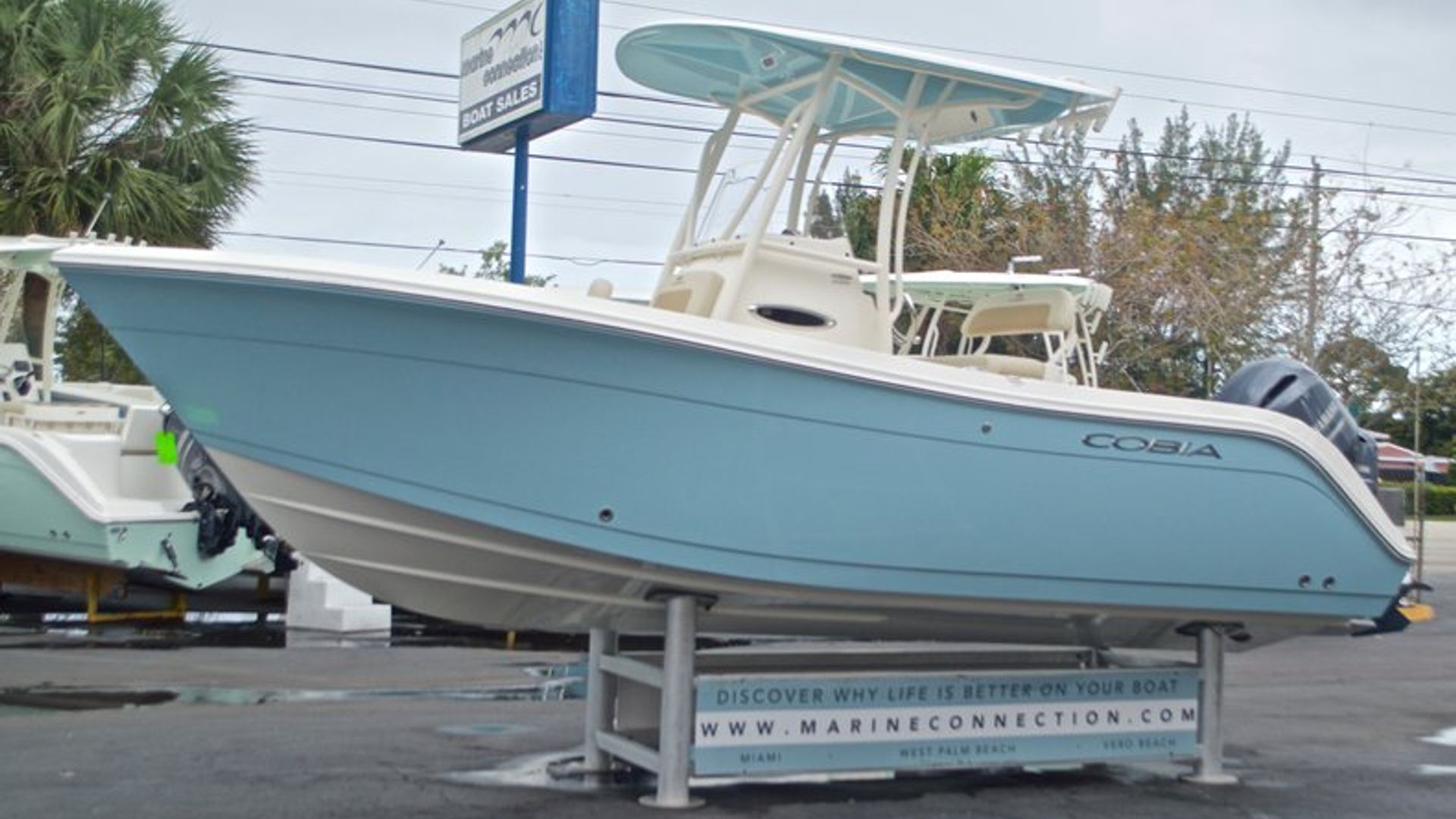 New 2017 Cobia 220 Center Console #X089 image 5