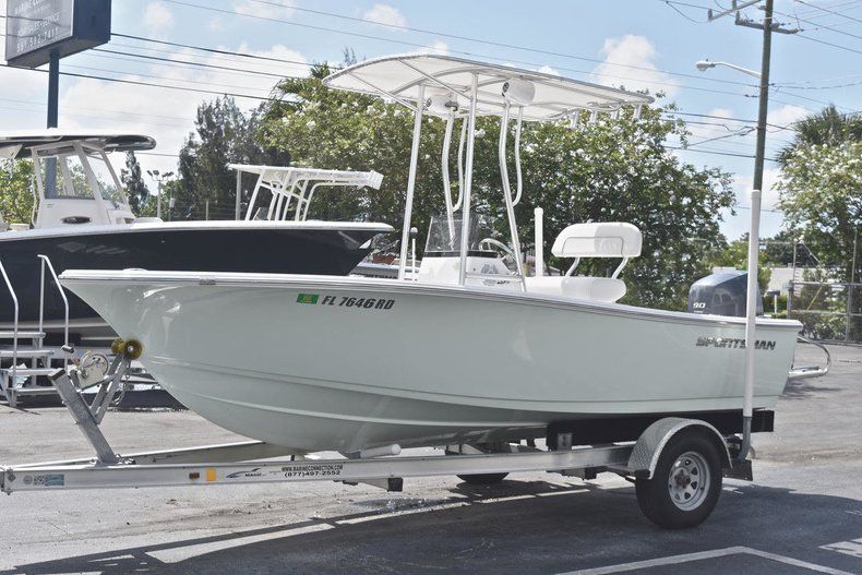 Thumbnail 2 for Used 2016 Sportsman 17 Island Reef boat for sale in West Palm Beach, FL
