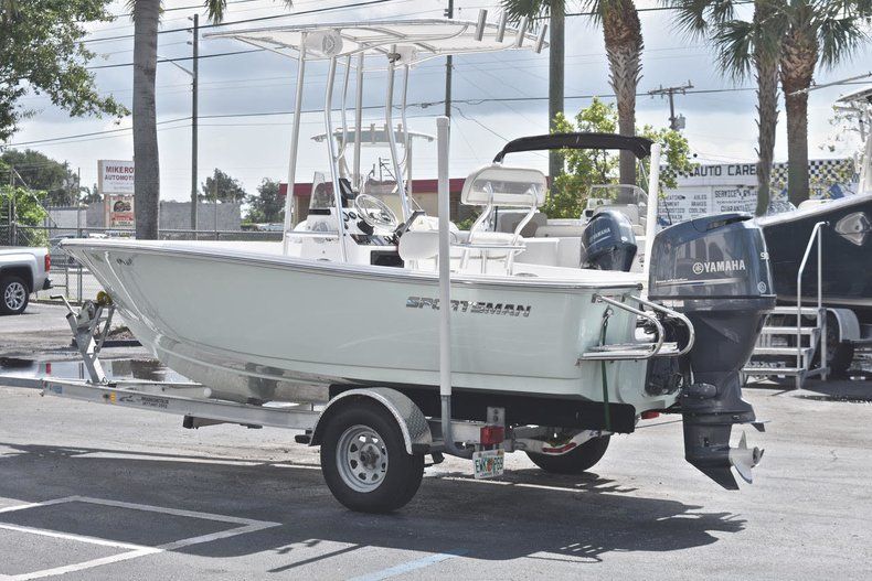 Thumbnail 4 for Used 2016 Sportsman 17 Island Reef boat for sale in West Palm Beach, FL