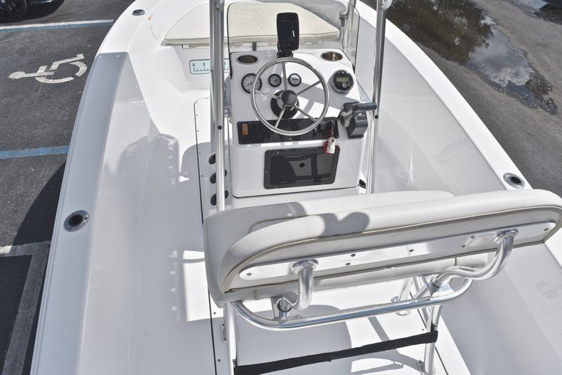 Thumbnail 7 for Used 2016 Sportsman 17 Island Reef boat for sale in West Palm Beach, FL