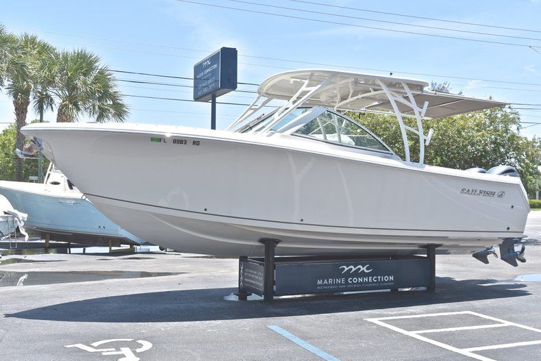 Thumbnail 4 for Used 2017 Sailfish 275 Dual Console boat for sale in West Palm Beach, FL