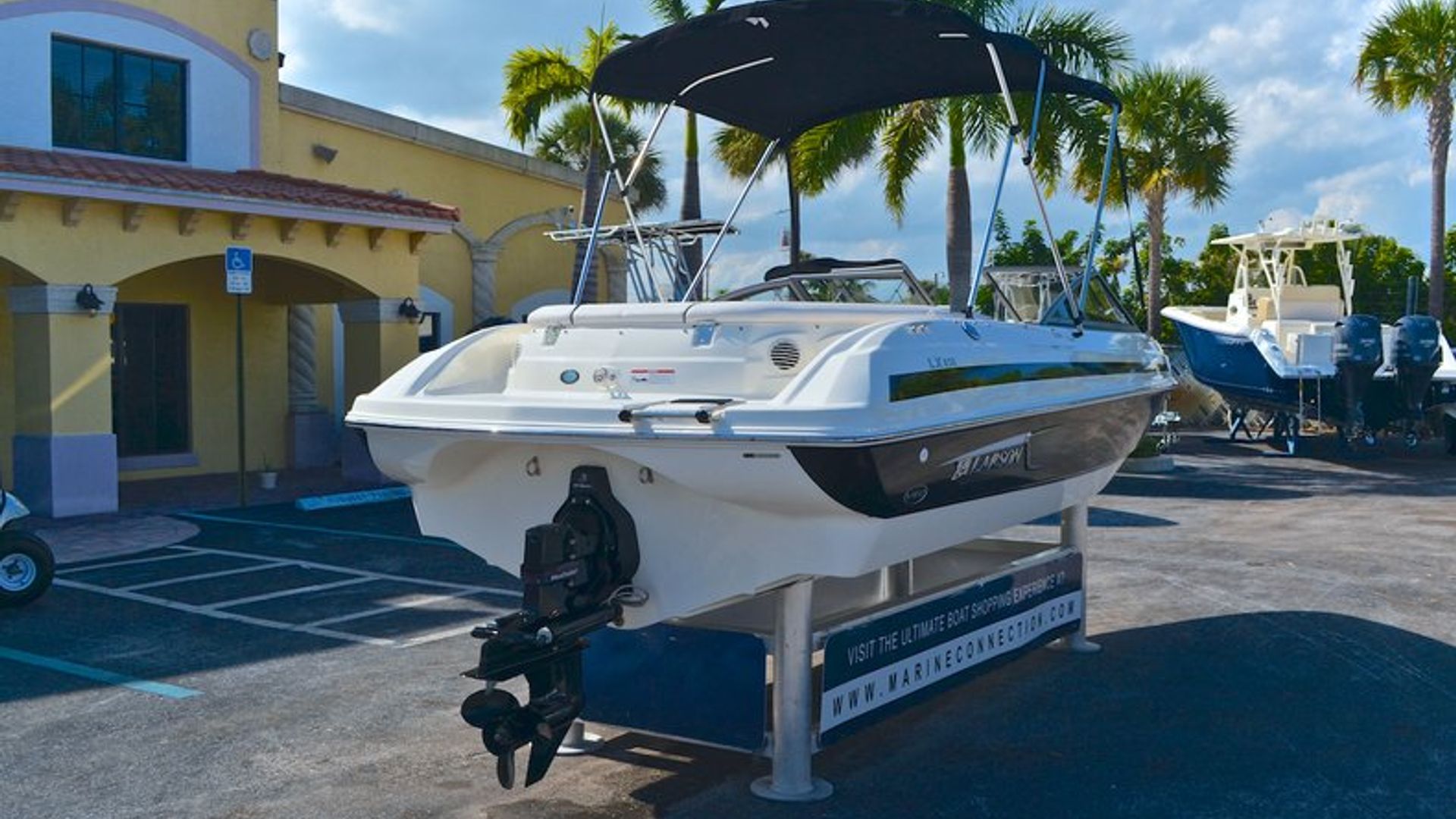 Used 2011 Larson LX 850 Bowrider #1904 image 8