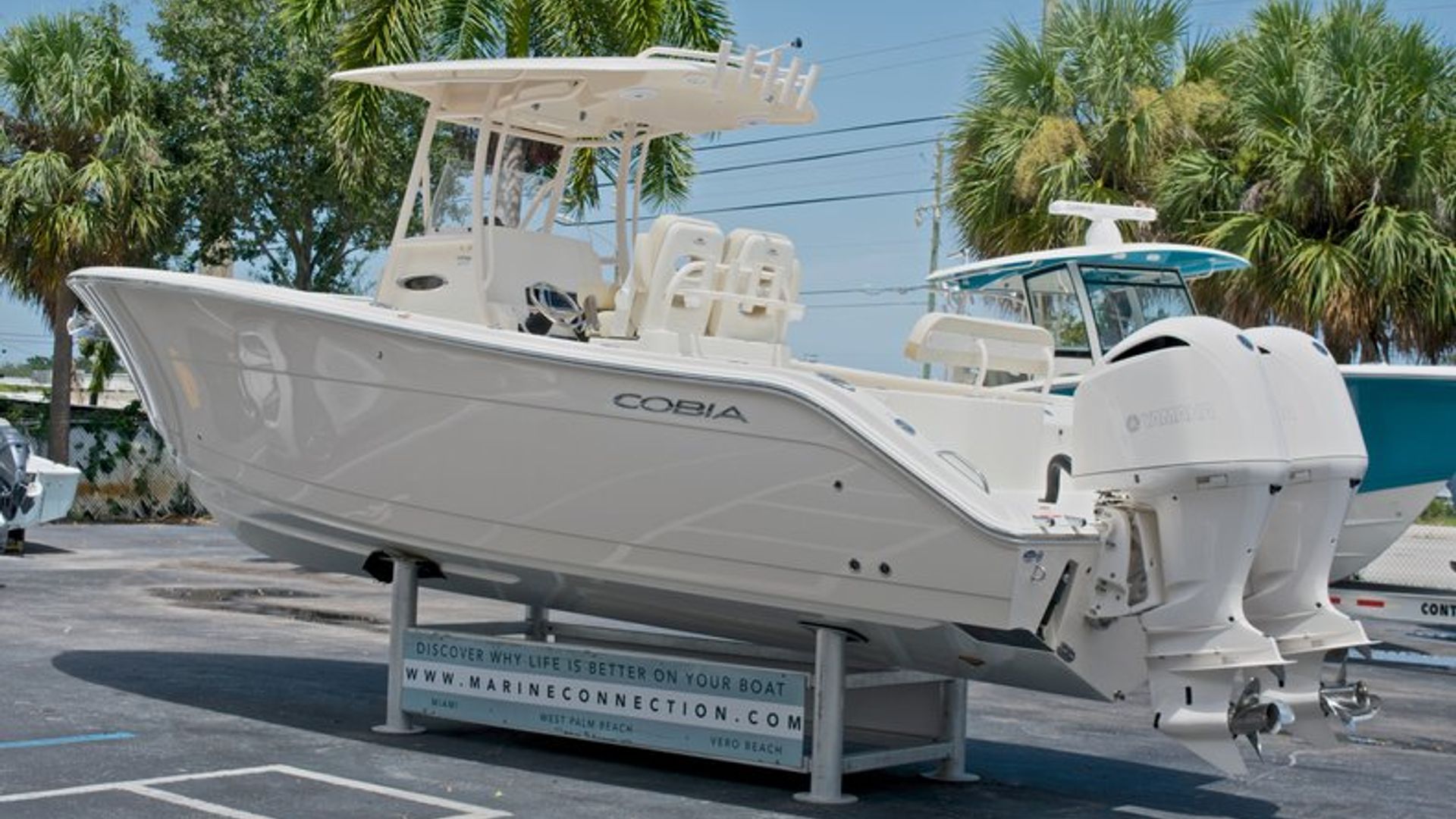 New 2018 Cobia 277 Center Console #W013 image 8