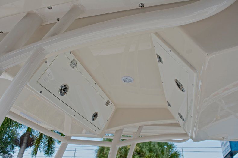 Thumbnail 36 for New 2018 Cobia 277 Center Console boat for sale in West Palm Beach, FL