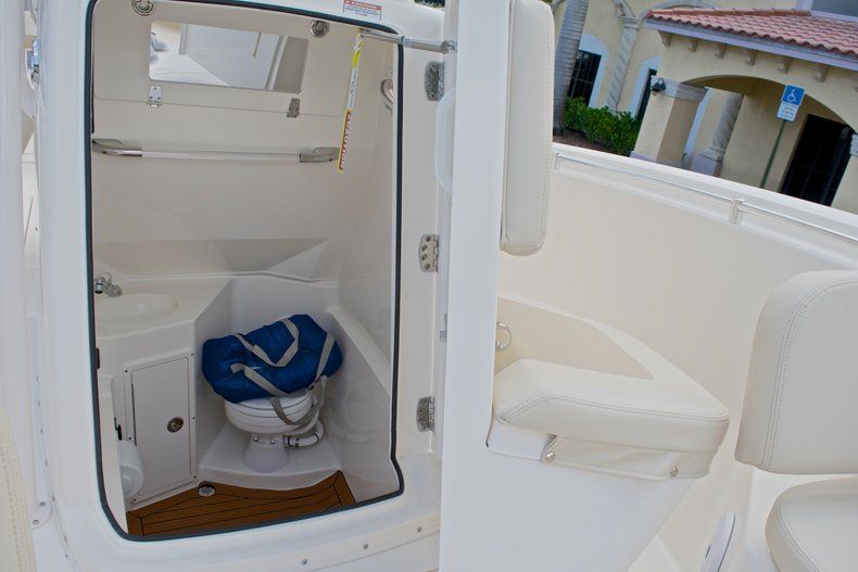 Thumbnail 55 for New 2018 Cobia 277 Center Console boat for sale in West Palm Beach, FL