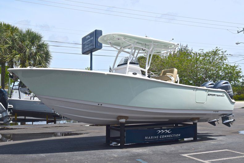 Thumbnail 4 for Used 2017 Sportsman Heritage 251 Center Console boat for sale in West Palm Beach, FL