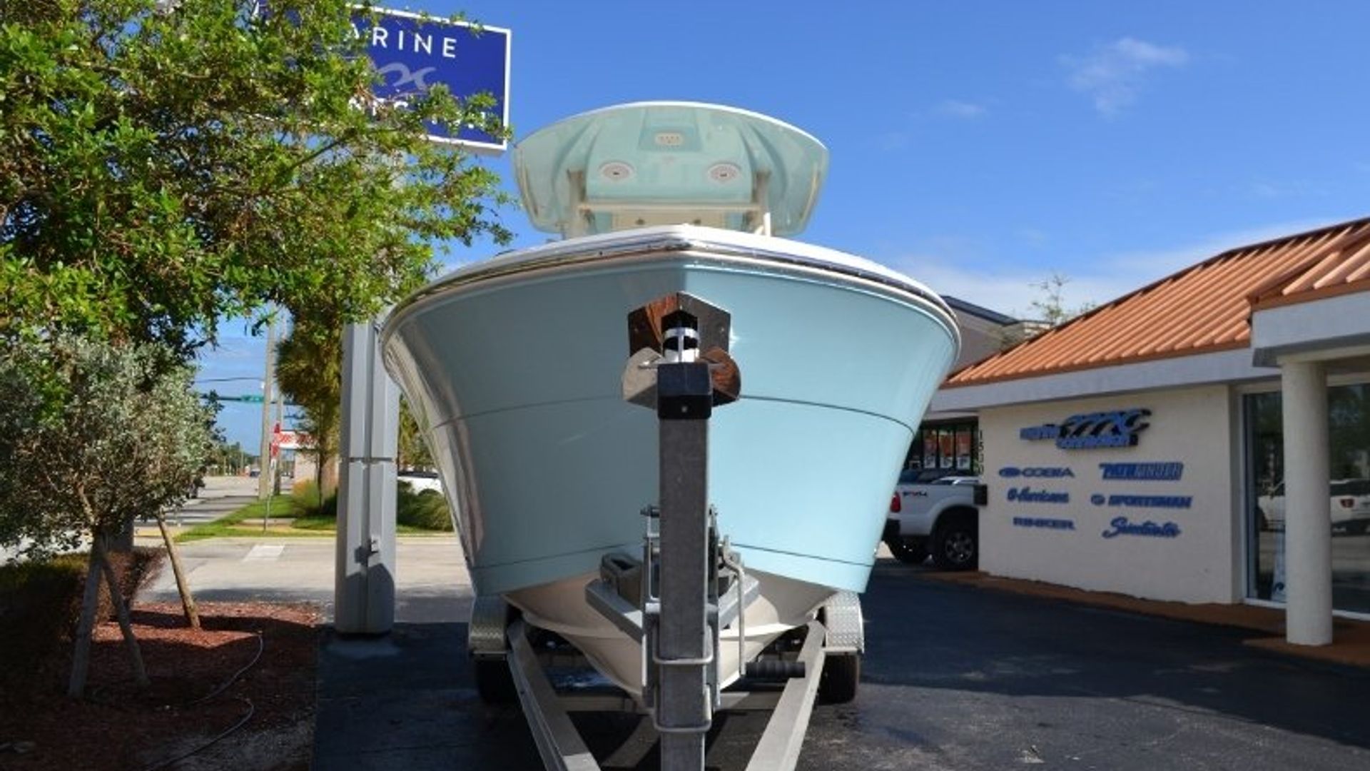 New 2018 Cobia 261 Center Console #Y017 image 4