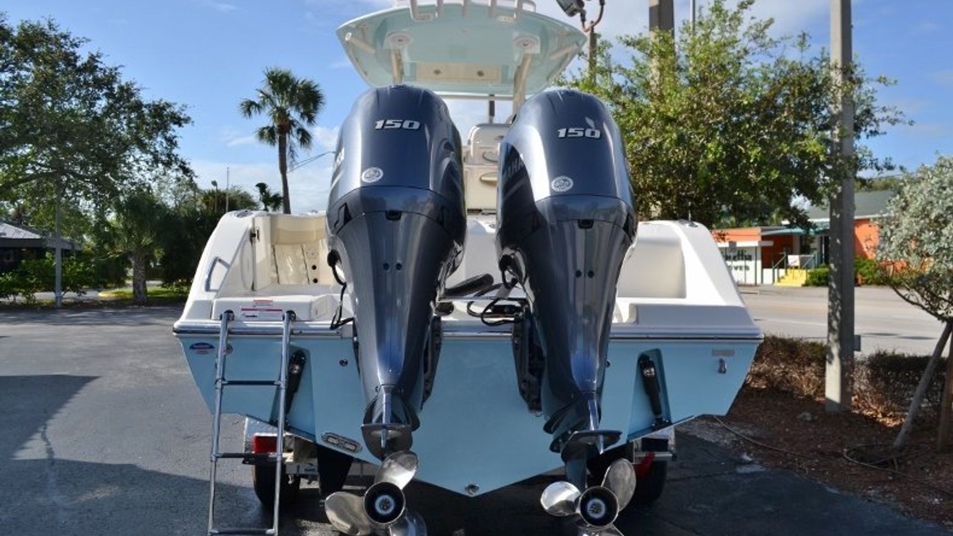 New 2018 Cobia 261 Center Console #Y017 image 6