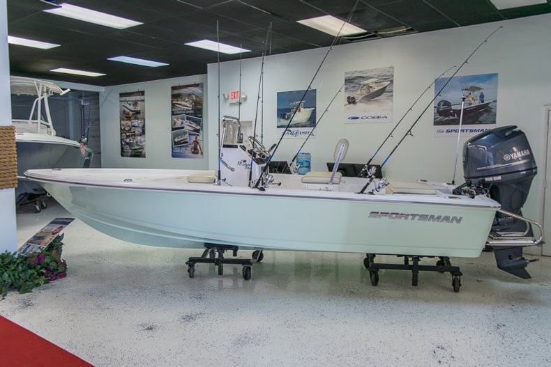New 2016 Sportsman 18 Island Bay boat for sale in Miami, FL