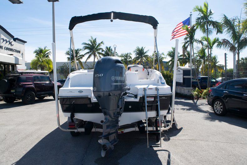 Thumbnail 4 for Used 2017 Hurricane SunDeck Sport SS 188 OB boat for sale in Fort Lauderdale, FL