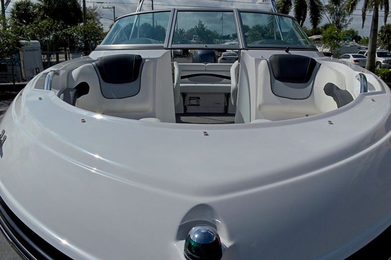 Thumbnail 13 for New 2014 Rinker Captiva 196 OB Bowrider boat for sale in West Palm Beach, FL