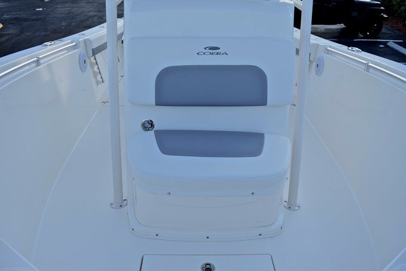 Thumbnail 47 for New 2018 Cobia 277 Center Console boat for sale in West Palm Beach, FL