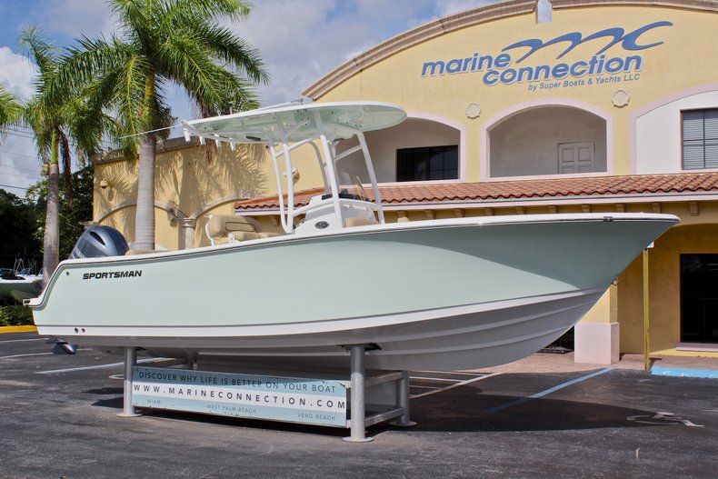 Thumbnail 1 for Used 2017 Sportsman Open 232 Center Console boat for sale in West Palm Beach, FL