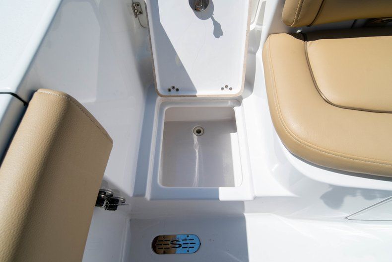 Thumbnail 19 for Used 2014 Sportsman 251 boat for sale in West Palm Beach, FL