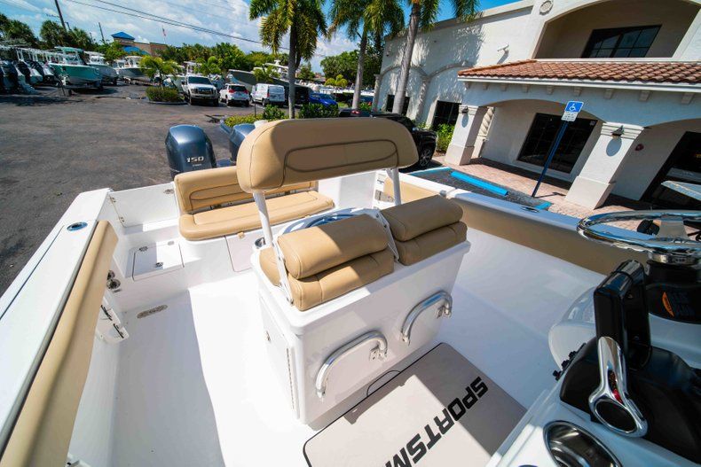 Thumbnail 33 for Used 2014 Sportsman 251 boat for sale in West Palm Beach, FL