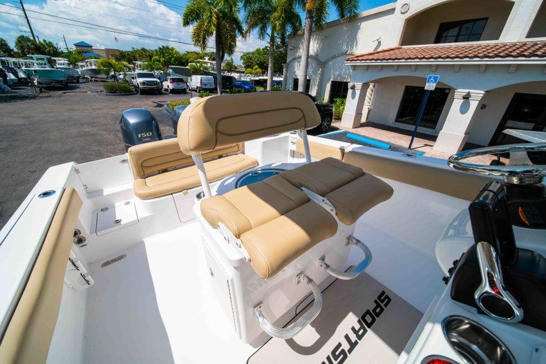 Thumbnail 34 for Used 2014 Sportsman 251 boat for sale in West Palm Beach, FL