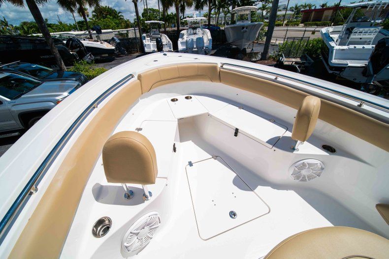 Thumbnail 44 for Used 2014 Sportsman 251 boat for sale in West Palm Beach, FL