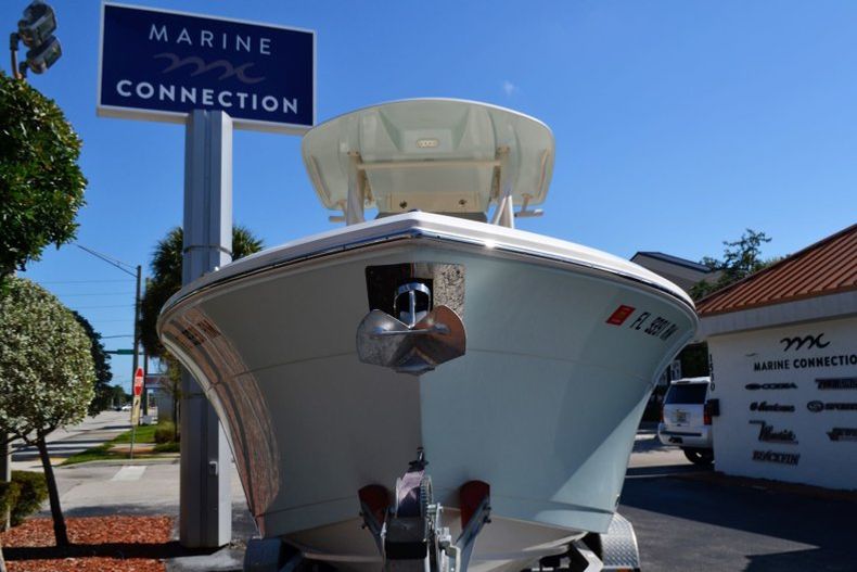 Thumbnail 1 for Used 2018 Cobia 220 Center Console boat for sale in Vero Beach, FL