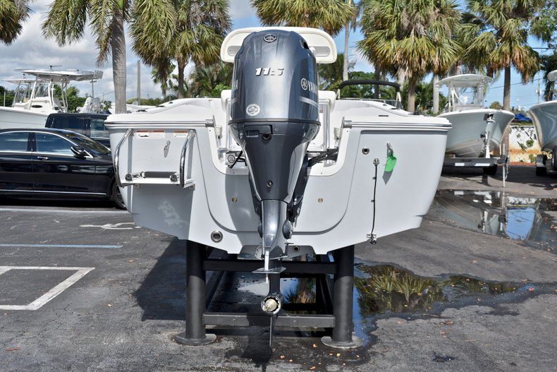 Thumbnail 7 for New 2018 Sportsman 19 Island Reef boat for sale in Vero Beach, FL